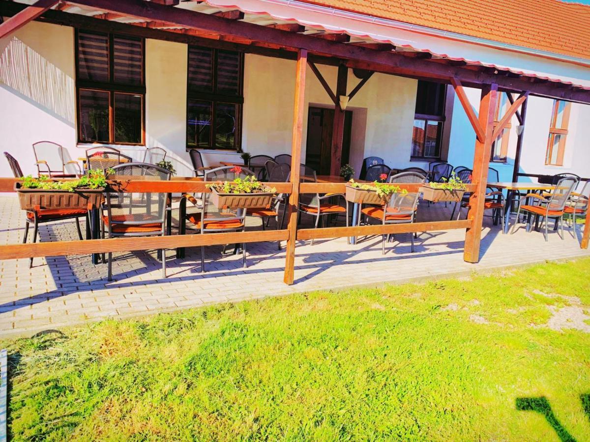Penzion Kravin Bosilec Exterior photo